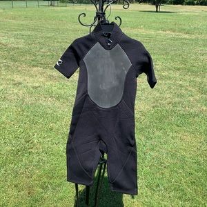 Juniors size XL  DBX Wetsuit